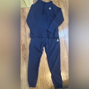 Reebok Men’s Navy Blue Hoodie and Jogger Set